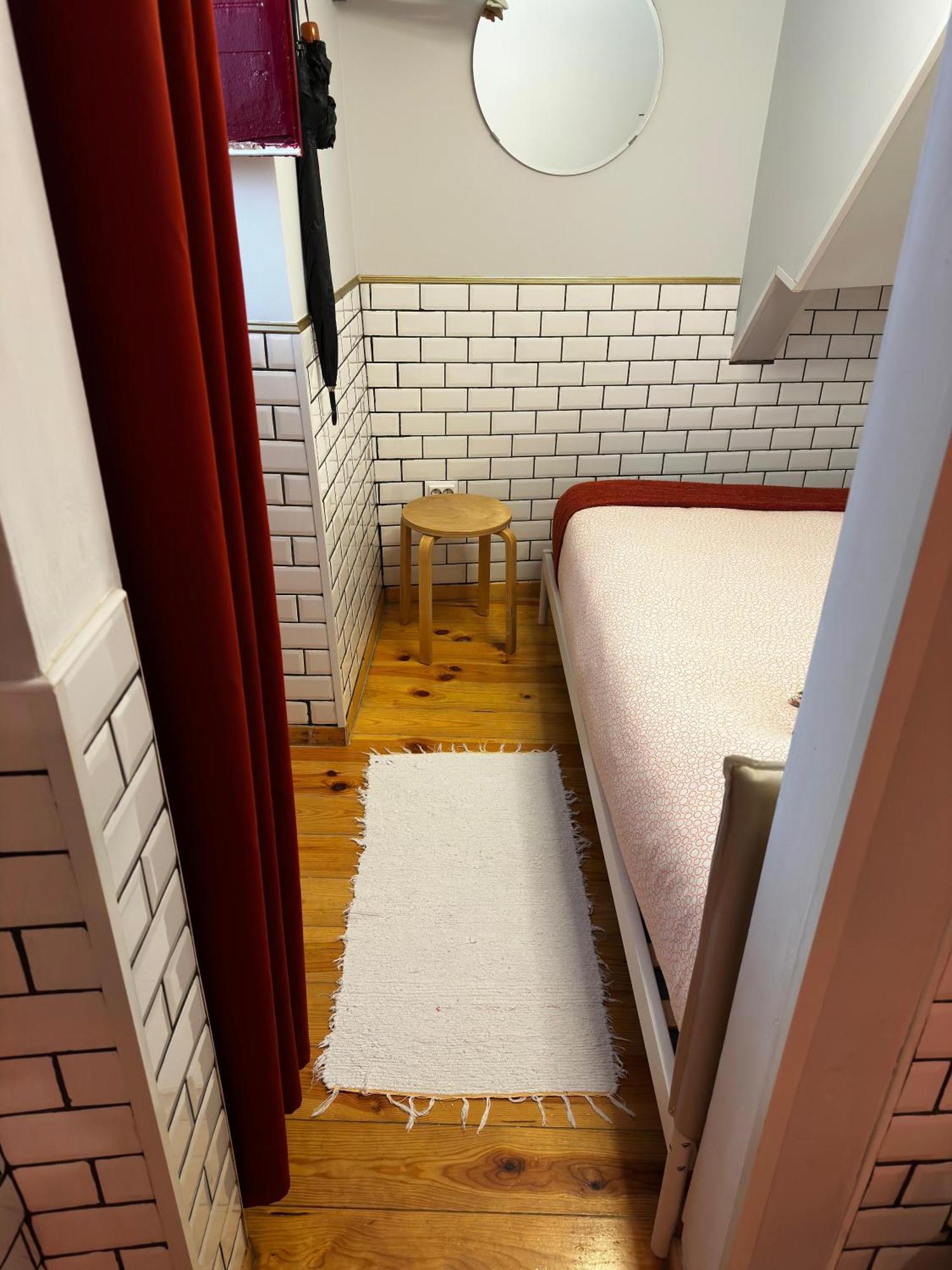 Lisbon Underground Apartment Екстер'єр фото